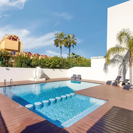 Apartment 3 Bedroom Cozy In Denia
