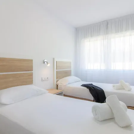 아파트 3 Bedroom Cozy In *