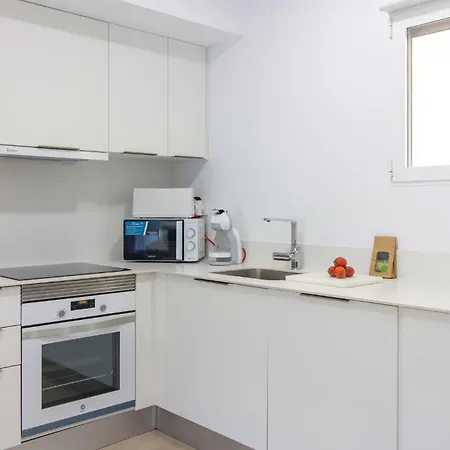 3 Bedroom Cozy In 아파트 *